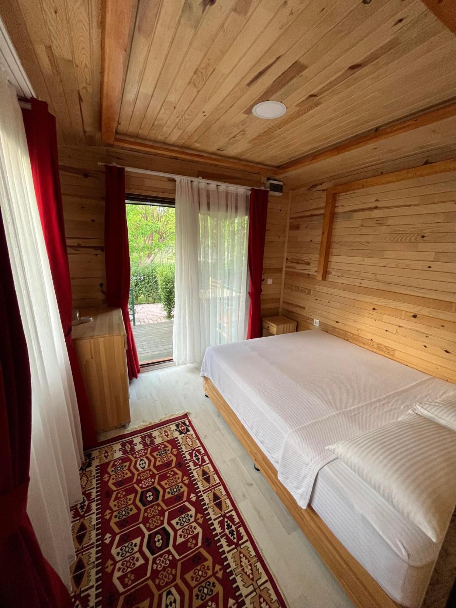Olympos Yavuz Hotel Çıralı Buitenkant foto
